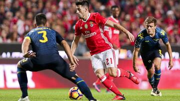 Pizzi volvi&oacute; a ser el hombre clave para el Benfica al marcar dos de los tres goles, el primero en el minuto 32 y el segundo en el 58. El mexicano Ra&uacute;l Jim&eacute;nez hizo el tercero en el minuto 88.