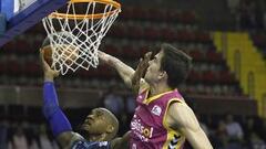 El Cajasol de Davis barre a un muy gris Estudiantes