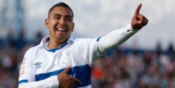 El 6 de noviembre del 2015, Jeisson Vargas tuvo su debut goleador soñado. Anotó tres goles en la victoria de la UC por 5-1 ante San Marcos de Arica, cuando tenía 18 años y 52 días.