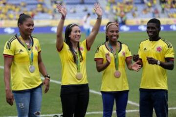 Barranquilla coreó a los medallistas olímpicos colombianos en Río 2016.