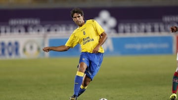 Un jugador histórico de la Primera División y del fútbol español en general. El de Arguineguín jugó dos temporadas en el Atlético, después salió rumbo al Deportivo de La Coruña y acabó su carrera en el club de su tierra, con el que vivió el ascenso a Primera.