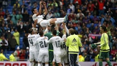 Real Madrid's Álvaro Arbeloa bids Bernabéu farewell