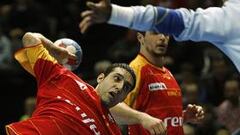 España despierta tras el toque de Valero Rivera