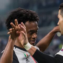 Cristiano pone a Cuadrado en el grupo de "excepcionales" de Juve