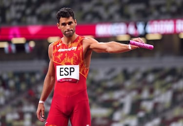 Samuel García Cabrera (Santa Cruz de La Palma, 1991) domina los 400 metros lisos. Se proclamó campeón absoluto de España de 400m al aire libre en 2012, 2013 y 2014. En el Campeonato Europeo de Berlín fue bronce en el 4x400m junto a Lucas Búa, Oscar Husillos y Bruno Hortelano. En 2021 participó en el relevo 4x400m mixto de los Juegos Olímpicos de Tokio. Batió el récord de España de la modalidad junto a Laura Bueno, Aauri Bokesa y Bernat Erta, pero el equipo no logró alcanzar la final.