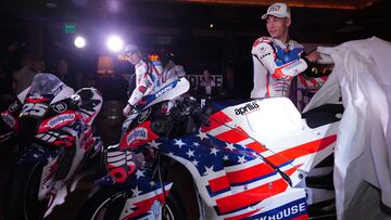 Oliveira y Fernández destapan las motos del Trackhouse Racing.