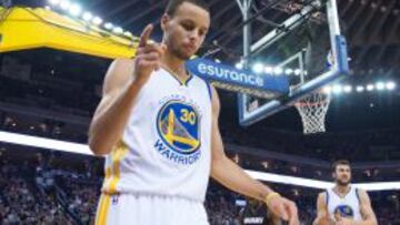 Diversión en La Bahía: paliza y gritos de "MVP" para Curry