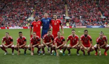 The evolution of the team photo over the last 150 years