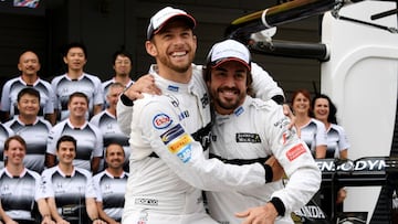 Button y Alonso en su &eacute;poca como compa&ntilde;eros en McLaren.