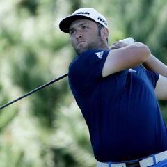 Johnson no afloja en la lucha por el liderato mundial con Rahm