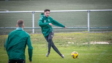 Naim García podría ser una de las sorpresas en el once del Racing de Ferrol.