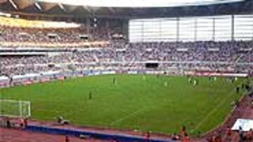 El Sevilla estrenó campo sin excesiva suerte