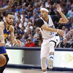 Los Warriors están de vuelta: otra exhibición y otro récord