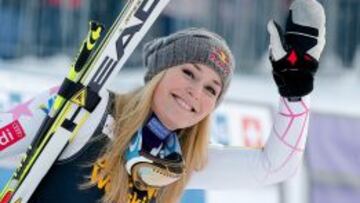 Lindsey Vonn celebra su primer puesto en el Slalom Gigante de Maribor (Eslovenia).