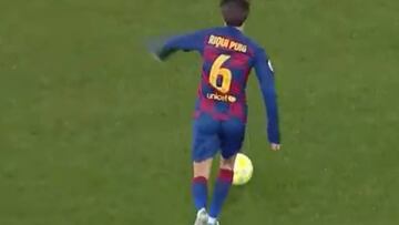 Valverde tiene que ver esto: El excelso pase de Riqui Puig