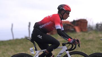 Nairo Quintana durante una carrera con el Ark&eacute;a-Samsic.