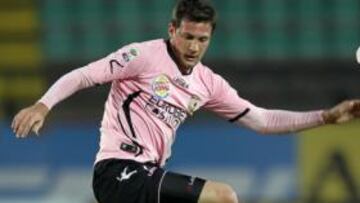 <b>PRETENDIDO. </b>Franco Vázquez, en un partido con el Palermo.