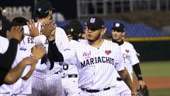 Mariachis sigue en plan ganador y vence a Saraperos en primero de la serie