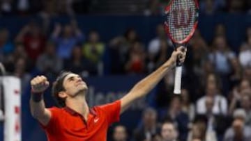 Federer gana en casa otra vez y está a 500 puntos de Djokovic