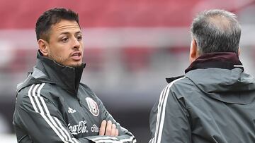 &#039;Tata&#039; Martino sobre &#039;Chicharito&#039;: &quot;Ser goleador hist&oacute;rico no alcanza para siempre&quot;