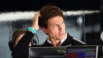 Toto Wolff en el box de Mercedes durante el GP de Bélgica de F1 en Spa.