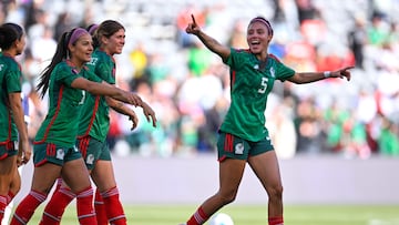  Karen Luna celebrates her goal 2-0 of Mexico during the Quarter-finals match between Mexico and Paraguay as part of the Concacaf Womens Gold Cup 2024, at BMO Stadium on March 03, 2024 in Los Angeles, California, United States.