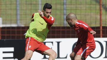 El M¨¢laga est¨¢ obligado a ceder a Jony a un equipo de Primera