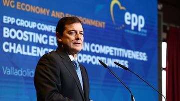 El presidente de la Junta y del PP de Castilla y León, Alfonso Fernández Mañueco, interviene durante el encuentro del Grupo de Trabajo del EPP: 'Impulso de la Competitividad Europea, retos y oportunidades', a 16 de enero de 2026, en Valladolid, Castilla y León (España). Este evento tiene lugar tras la presentación del Paquete Europeo de Automoción y en un momento crucial para la agenda legislativa de la Unión Europea, con especial foco en reforzar la competitividad, la resiliencia industrial y la autonomía estratégica del continente.
16 ENERO 2026
Photogenic/Claudia Alba / Europa Press
16/01/2026