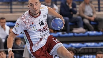 Zaja, en una rosca espectacular.