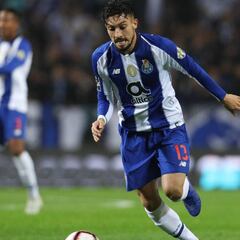 El Atlético maneja a Alex Telles como opción al lateral zurdo