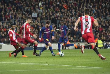 2-1. Leo Messi marc¨® el segundo gol.