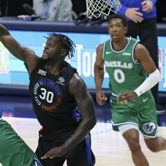 Doncic reparte 19 asistencias, pero cede ante el mejor Randle