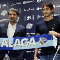 Blanco Leschuk, presentado: “En el Málaga jugaron Saviola y Demichelis”