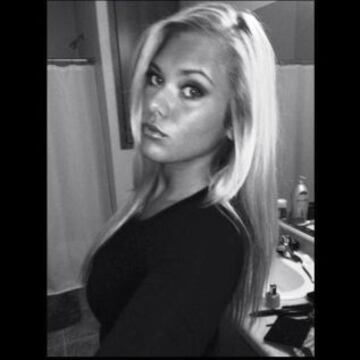 A esta pregunta, otro joven estudiante, pregunt¨® cu¨¢ntos ser¨ªan necesarios para que su novia, Taylor Anderson le acompa?ase a ¨¦l.