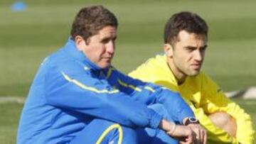 <b>DECISIONES. </b>Al técnico amarillo no le preocupa no haberse reforzado teniendo al Villarreal B.