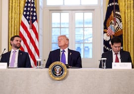 Última hora de EEUU con Irán y Groenlandia, en directo: varios países europeos envían tropas a la isla