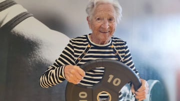 El secreto de Iñaxi Lasa, la influencer de 101 años que entrena todos los días en el gimnasio: “No tengo dolores de nada”