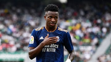 Soccer Football - LaLiga - Elche v Real Madrid - Estadio Manuel Martinez Valero, Elche, Spain - October 30, 2021 Real Madrid&#039;s Vinicius Junior celebrates scoring their first goal REUTERS/Pablo Morano