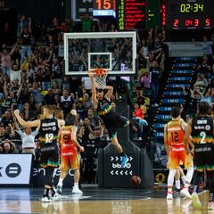 Miribilla reajusta sus canastas