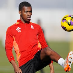 Siren Diao, el último en llegar y se cae la opción de Sergio Martínez