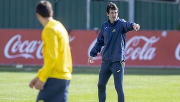 10/03/21  VILLARREAL  ENTRENAMIENTO 
 UNAI EMERY