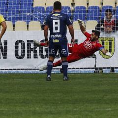 La U pagó caro los errores y sucumbió frente al Campanil
