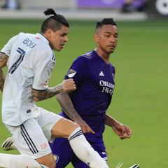 Gustavo Bou: “La partida de Maradona me dejó muy mal”