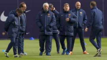 Sesión bajo mínimos en el Barça: sin Puyol, Pinto ni Piqué