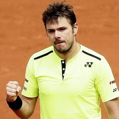 Wawrinka gana con complicaciones a Rosol