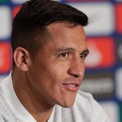 La divertida frase de Sánchez sobre sus récords en la Selección