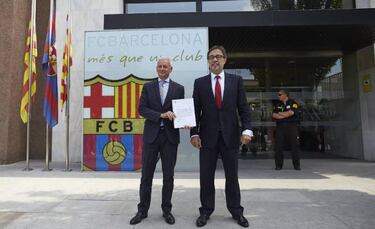 Campaign launched to topple Barcelona president