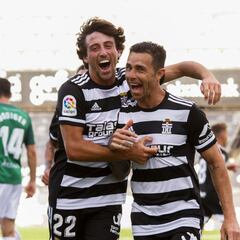 Uno tiene a Castro y otro no