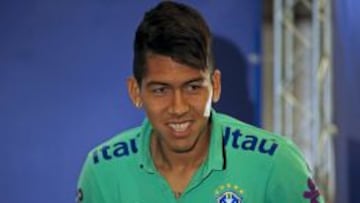 Firmino: "Robinho es un espejo para todos, nos ayudó mucho"