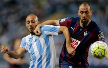 Nordin Amrabat e Iván Ramis.